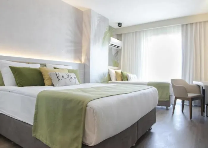 Square Ξενοδοχείο 4*