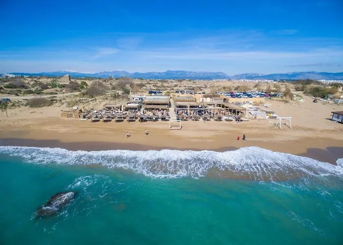 Square Ξενοδοχείο 4*