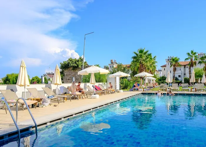 Square 4* Σιντέ